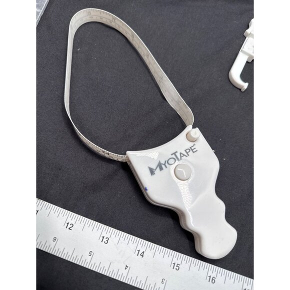 Accu-Measure Personal Body Fat Tester & MyoTape Body Measuring Tape - Picture 5 of 8
